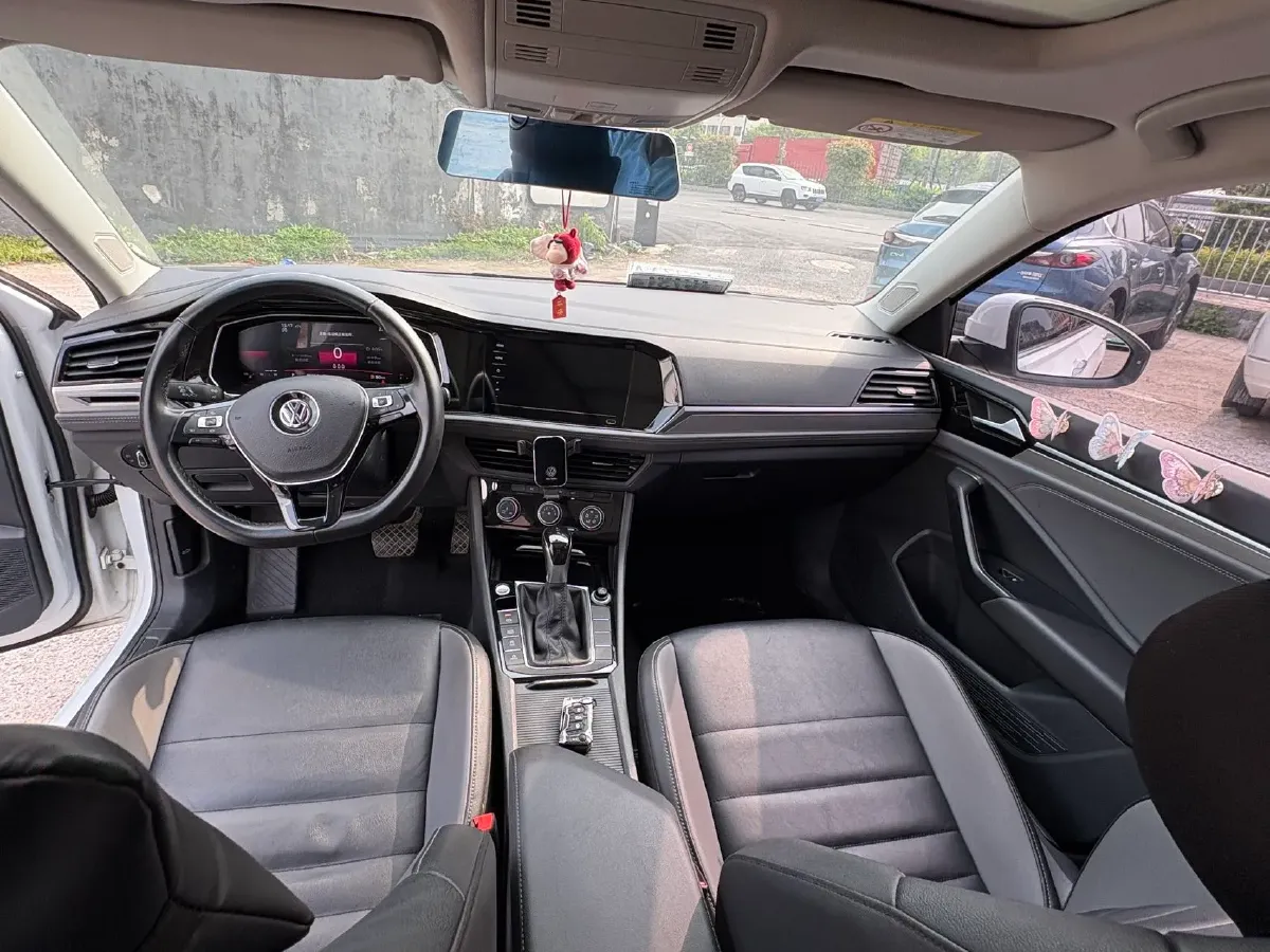 2021 Volkswagen Sagitar 1.2T 116HP L4 7DCT,autocango,china used car exporter,china ev exporter,chinese used car exporter,chinese used ev exporter