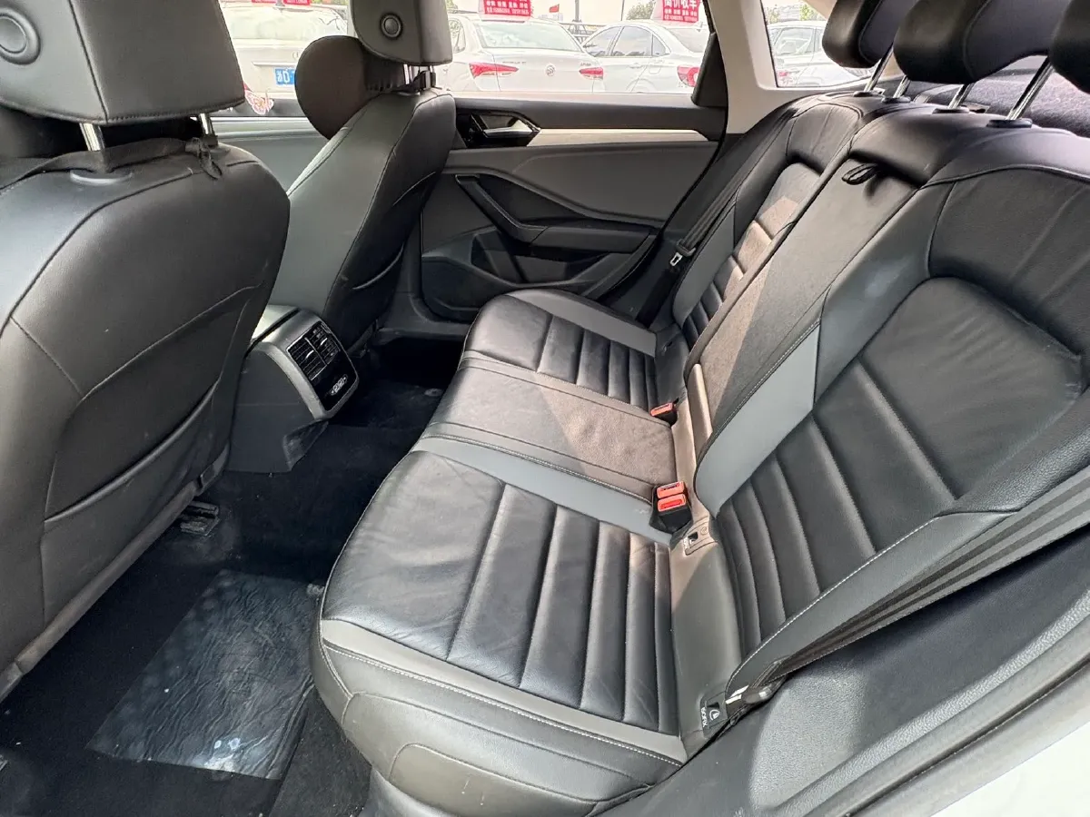 2021 Volkswagen Sagitar 1.2T 116HP L4 7DCT,autocango,china used car exporter,china ev exporter,chinese used car exporter,chinese used ev exporter