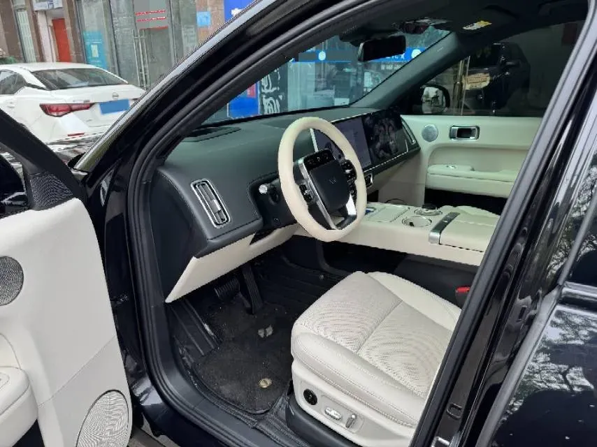 2024 Li L6 Range Extended 154HP L4 REEV 36.8KWH,autocango,china used car exporter,china ev exporter,chinese used car exporter,chinese used ev exporter
