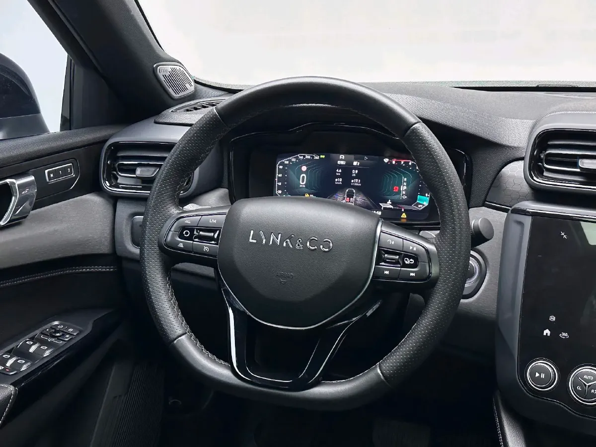 2021 LYNK&CO 03 2.0T 190HP L4 6AT,autocango,china used car exporter,china ev exporter,chinese used car exporter,chinese used ev exporter