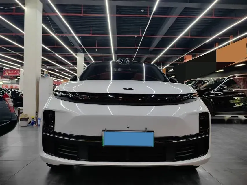 2023 Li L7 Range Extended 154HP REEV 40.9KWH,autocango,china used car exporter,china ev exporter,chinese used car exporter,chinese used ev exporter