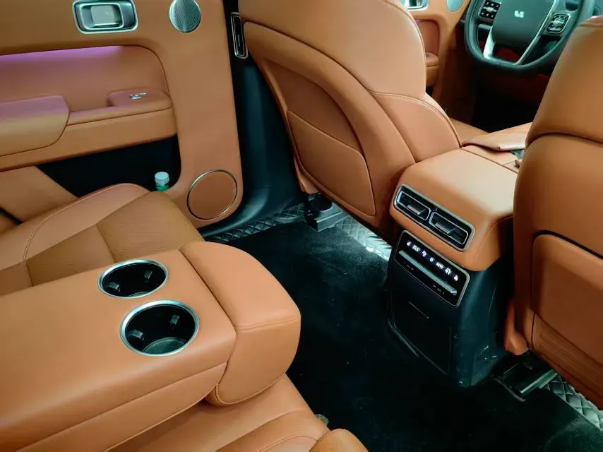 2023 Li L7 Range Extended 154HP REEV 40.9KWH,autocango,china used car exporter,china ev exporter,chinese used car exporter,chinese used ev exporter