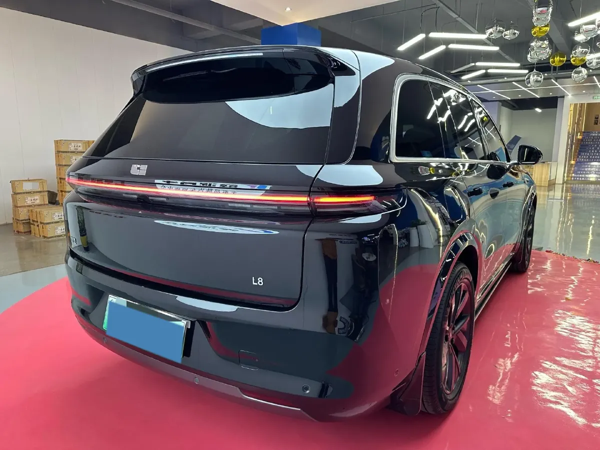 2023 Li L8 Range Extended 154HP REEV 40.9KWH,autocango,china used car exporter,china ev exporter,chinese used car exporter,chinese used ev exporter