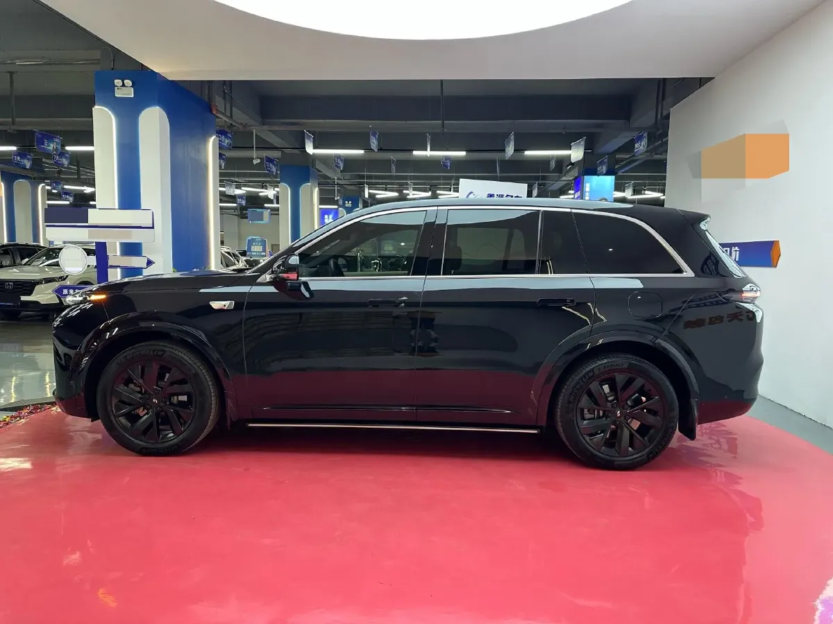 2023 Li L8 Range Extended 154HP REEV 40.9KWH,autocango,china used car exporter,china ev exporter,chinese used car exporter,chinese used ev exporter