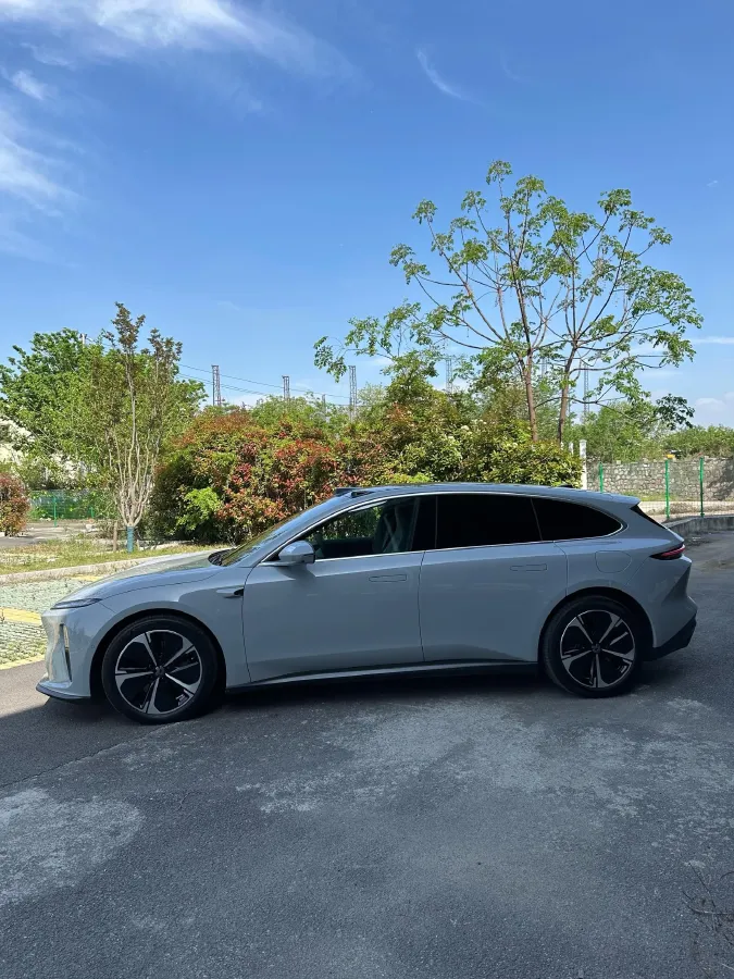 2023 NIO ET5T BEV 75KWH,autocango,china used car exporter,china ev exporter,chinese used car exporter,chinese used ev exporter