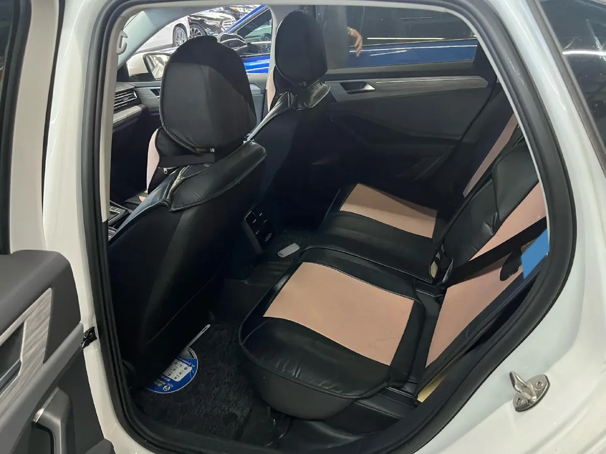 2023 Volkswagen Sagitar 1.5T 160HP L4 7DCT,autocango,china used car exporter,china ev exporter,chinese used car exporter,chinese used ev exporter