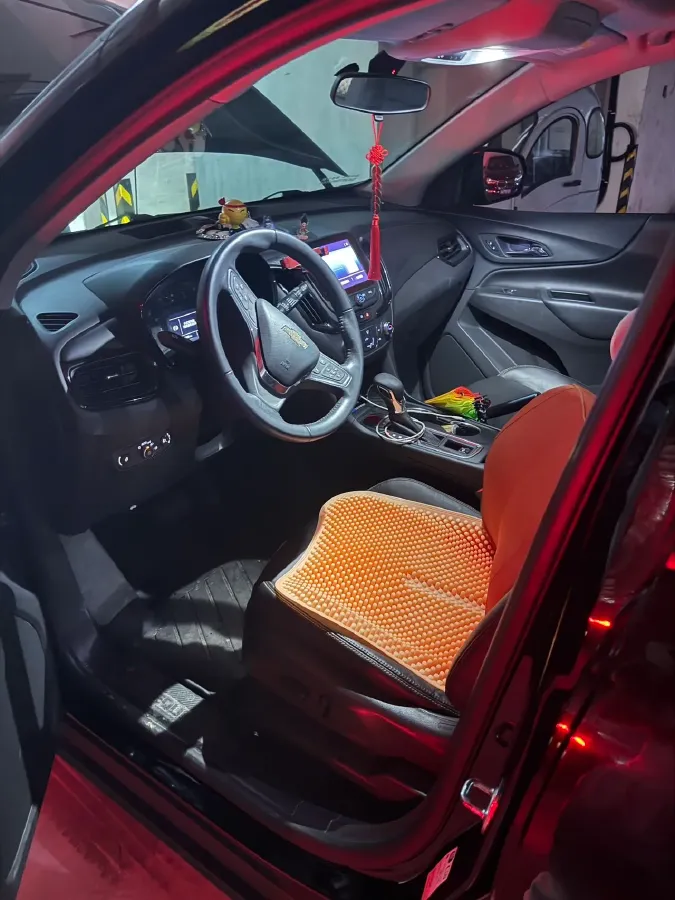 2021 Chevrolet Equinox 1.5T 169HP L4 6AT,autocango,china used car exporter,china ev exporter,chinese used car exporter,chinese used ev exporter