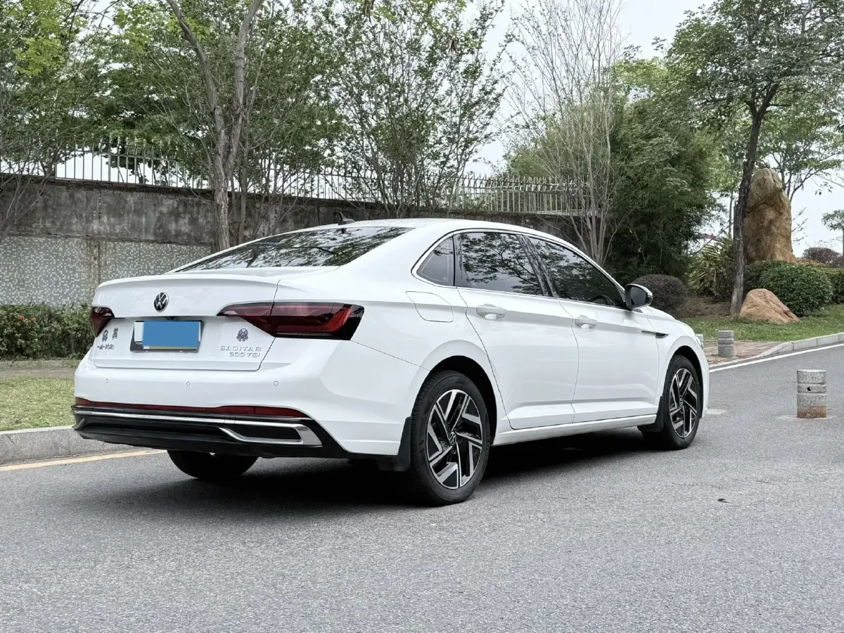 2024 Volkswagen Sagitar 1.5T 160HP L4 7DCT,autocango,china used car exporter,china ev exporter,chinese used car exporter,chinese used ev exporter
