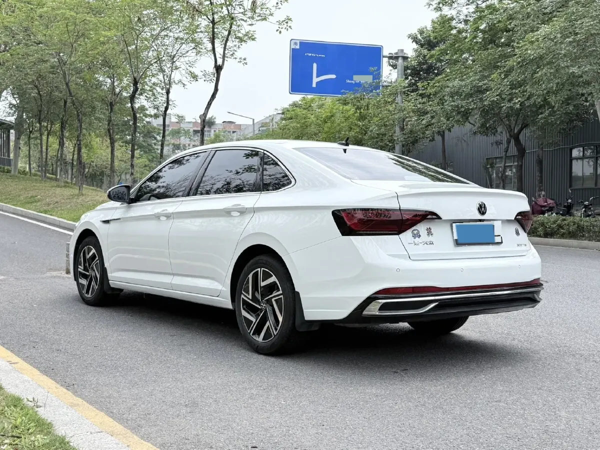 2024 Volkswagen Sagitar 1.5T 160HP L4 7DCT,autocango,china used car exporter,china ev exporter,chinese used car exporter,chinese used ev exporter