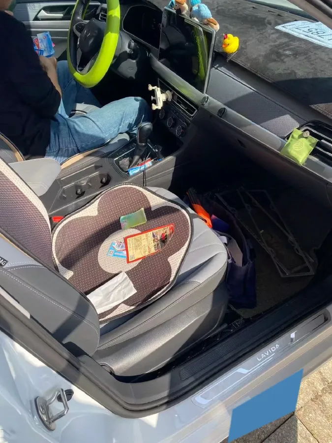 2023 Volkswagen Lavida 1.5L 113HP L4 6AT,autocango,china used car exporter,china ev exporter,chinese used car exporter,chinese used ev exporter