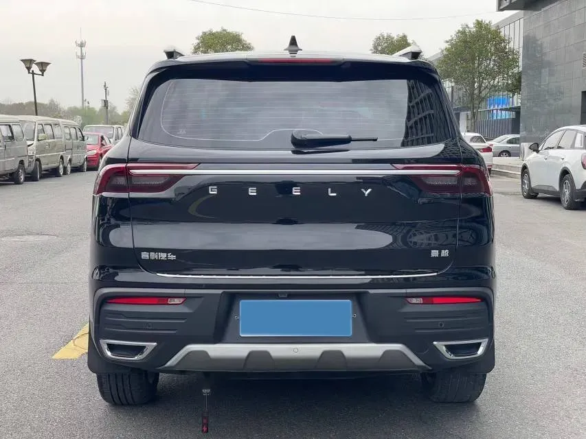 2022 Geely Okavango 1.8T 184HP L4 7DCT,autocango,china used car exporter,china ev exporter,chinese used car exporter,chinese used ev exporter