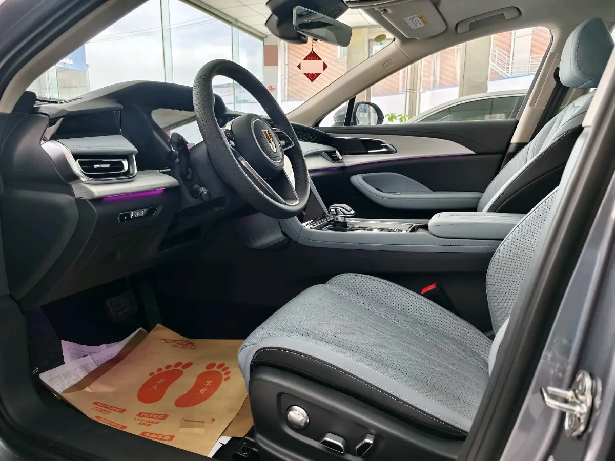 2025 HongQi H5 1.5T 150HP L4 1DHT PHEV,autocango,china used car exporter,china ev exporter,chinese used car exporter,chinese used ev exporter