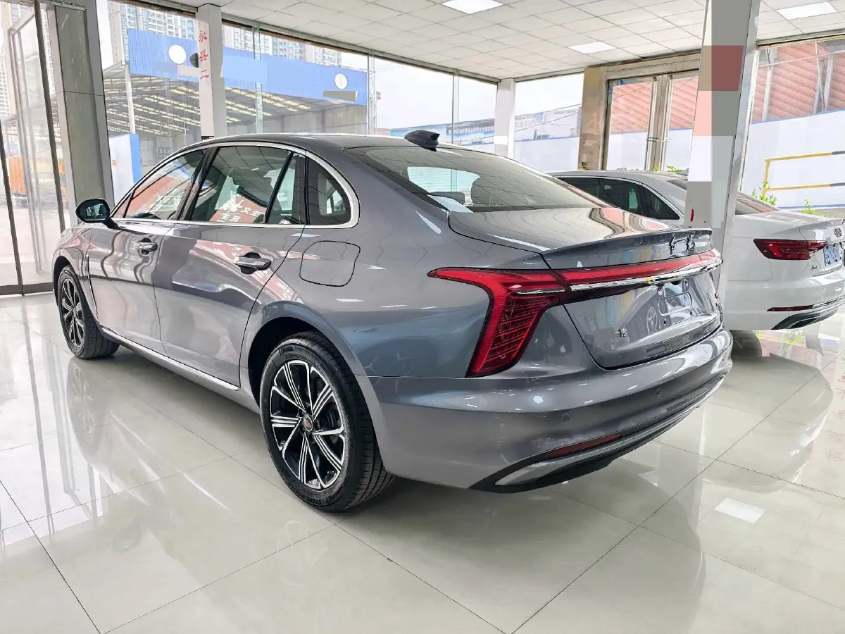 2025 HongQi H5 1.5T 150HP L4 1DHT PHEV,autocango,china used car exporter,china ev exporter,chinese used car exporter,chinese used ev exporter