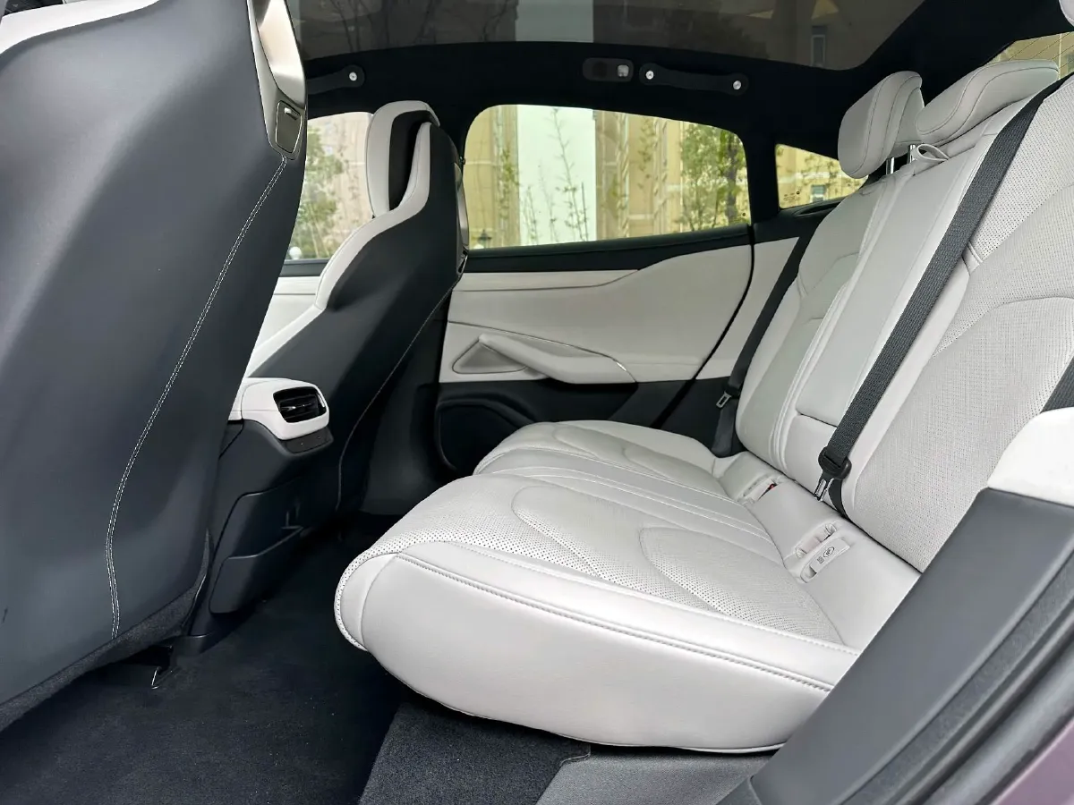 2024 MI SU7 BEV 94.3KWH,autocango,china used car exporter,china ev exporter,chinese used car exporter,chinese used ev exporter