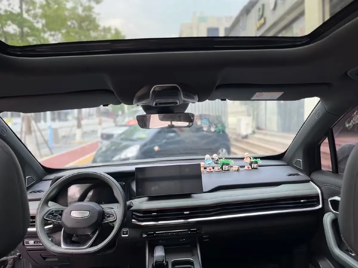 2023 Geely Okavango L 2.0T 218HP L4 7DCT,autocango,china used car exporter,china ev exporter,chinese used car exporter,chinese used ev exporter