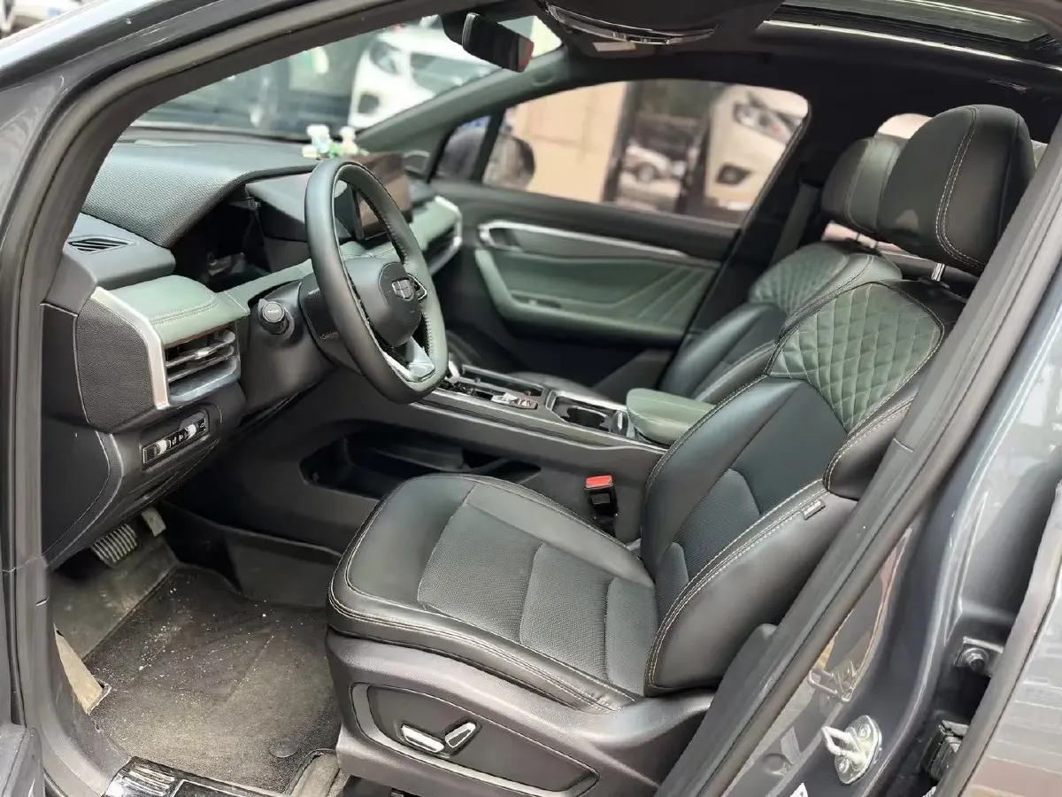 2023 Geely Okavango L 2.0T 218HP L4 7DCT,autocango,china used car exporter,china ev exporter,chinese used car exporter,chinese used ev exporter