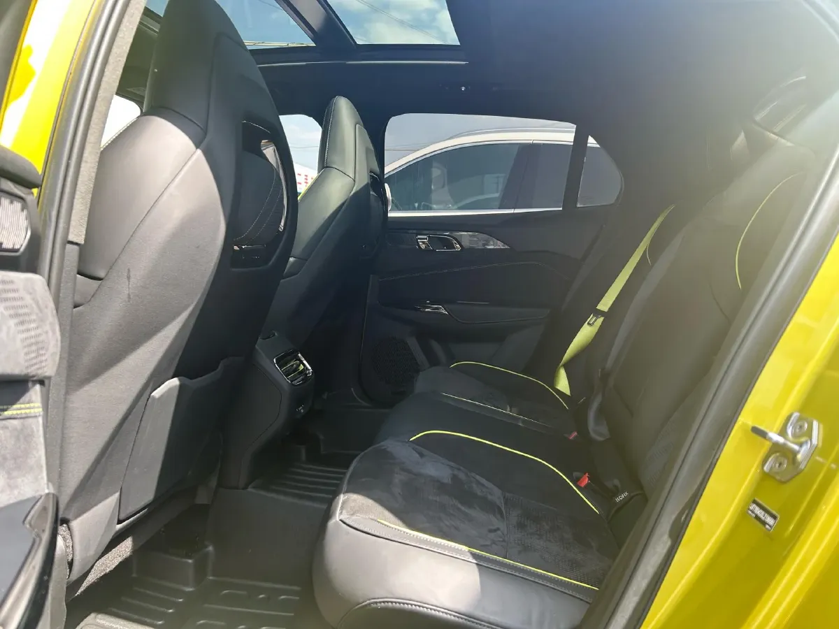 2019 LYNK&CO 03 2.0T 254HP L4 8AT,autocango,china used car exporter,china ev exporter,chinese used car exporter,chinese used ev exporter