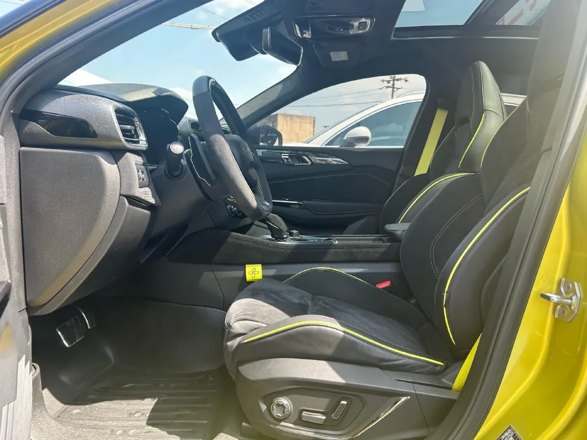 2019 LYNK&CO 03 2.0T 254HP L4 8AT,autocango,china used car exporter,china ev exporter,chinese used car exporter,chinese used ev exporter