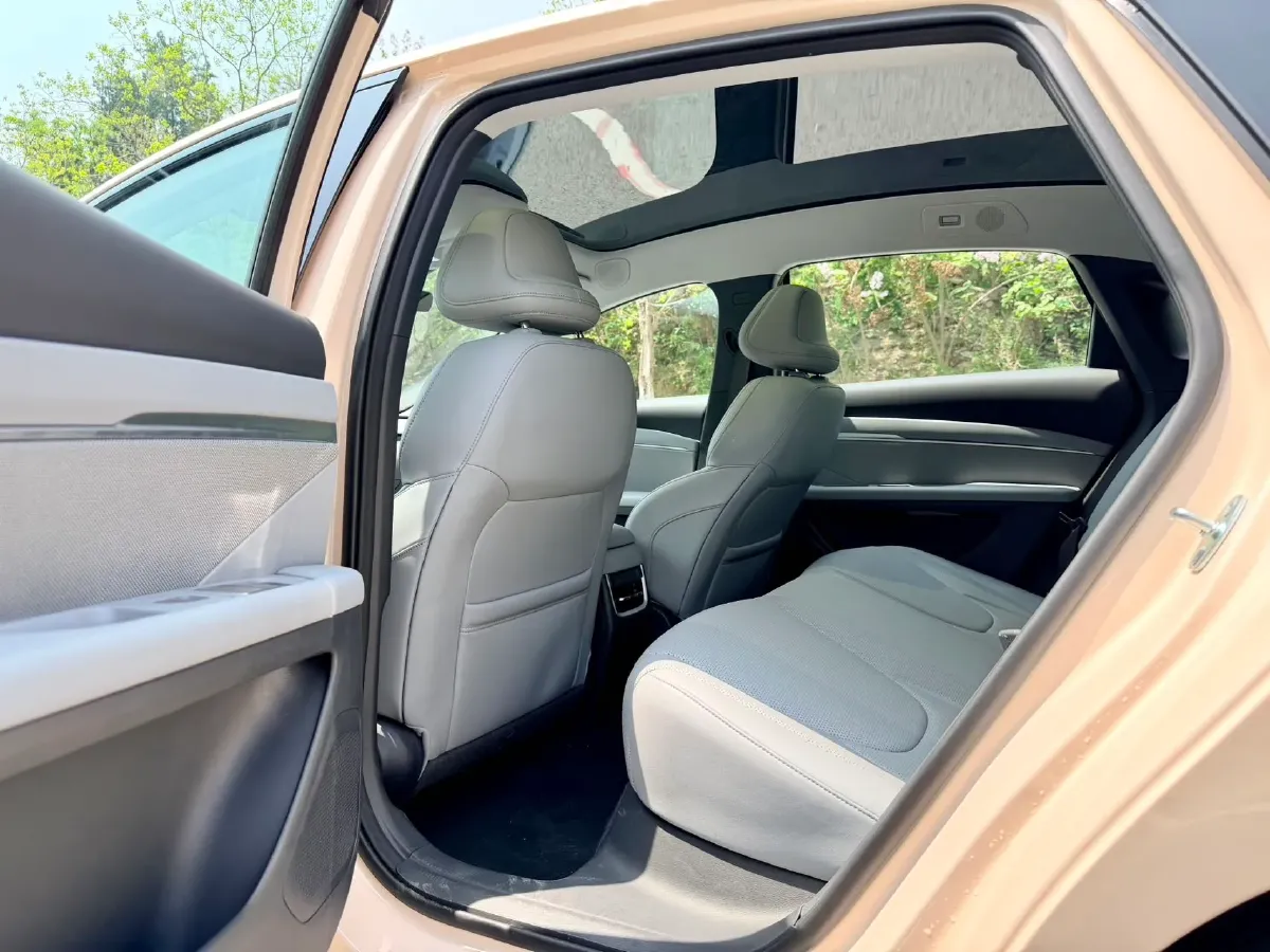 2025 Xpeng MONA M03 BEV,autocango,china used car exporter,china ev exporter,chinese used car exporter,chinese used ev exporter