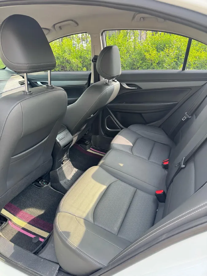 2021 BYD Song 1.5T 160HP L4 6MT,autocango,china used car exporter,china ev exporter,chinese used car exporter,chinese used ev exporter