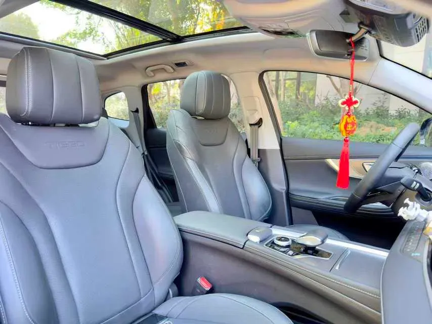 2025 Chery Tiggo 8 PRO 1.6T 197HP L4 7DCT,autocango,china used car exporter,china ev exporter,chinese used car exporter,chinese used ev exporter