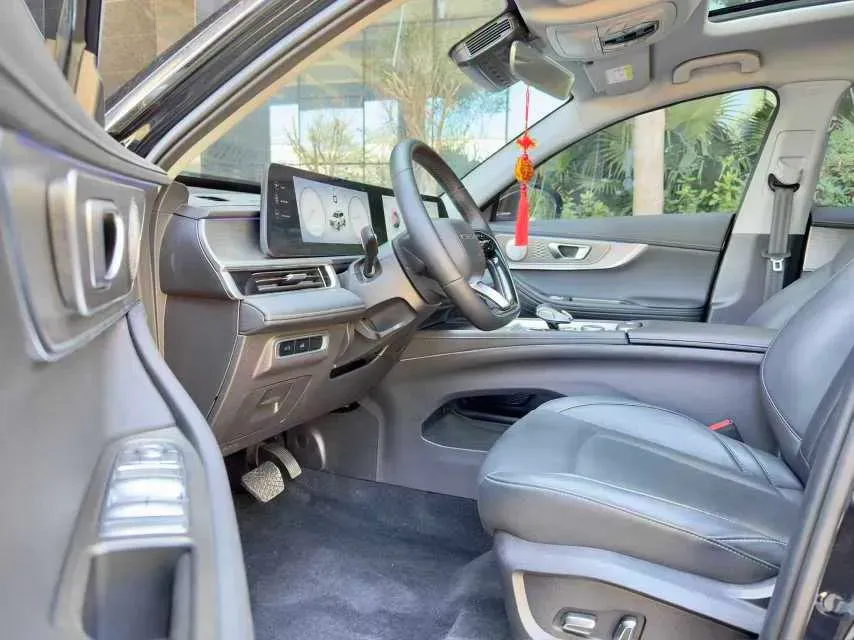 2025 Chery Tiggo 8 PRO 1.6T 197HP L4 7DCT,autocango,china used car exporter,china ev exporter,chinese used car exporter,chinese used ev exporter