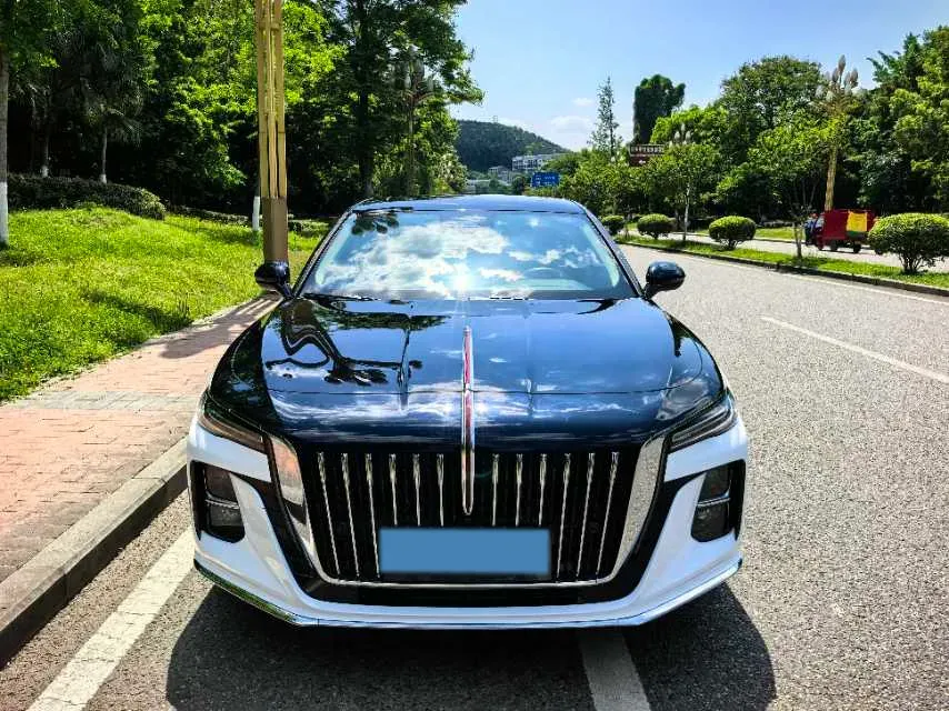 2023 HongQi H5 2.0T 224HP L4 8AT,autocango,china used car exporter,china ev exporter,chinese used car exporter,chinese used ev exporter