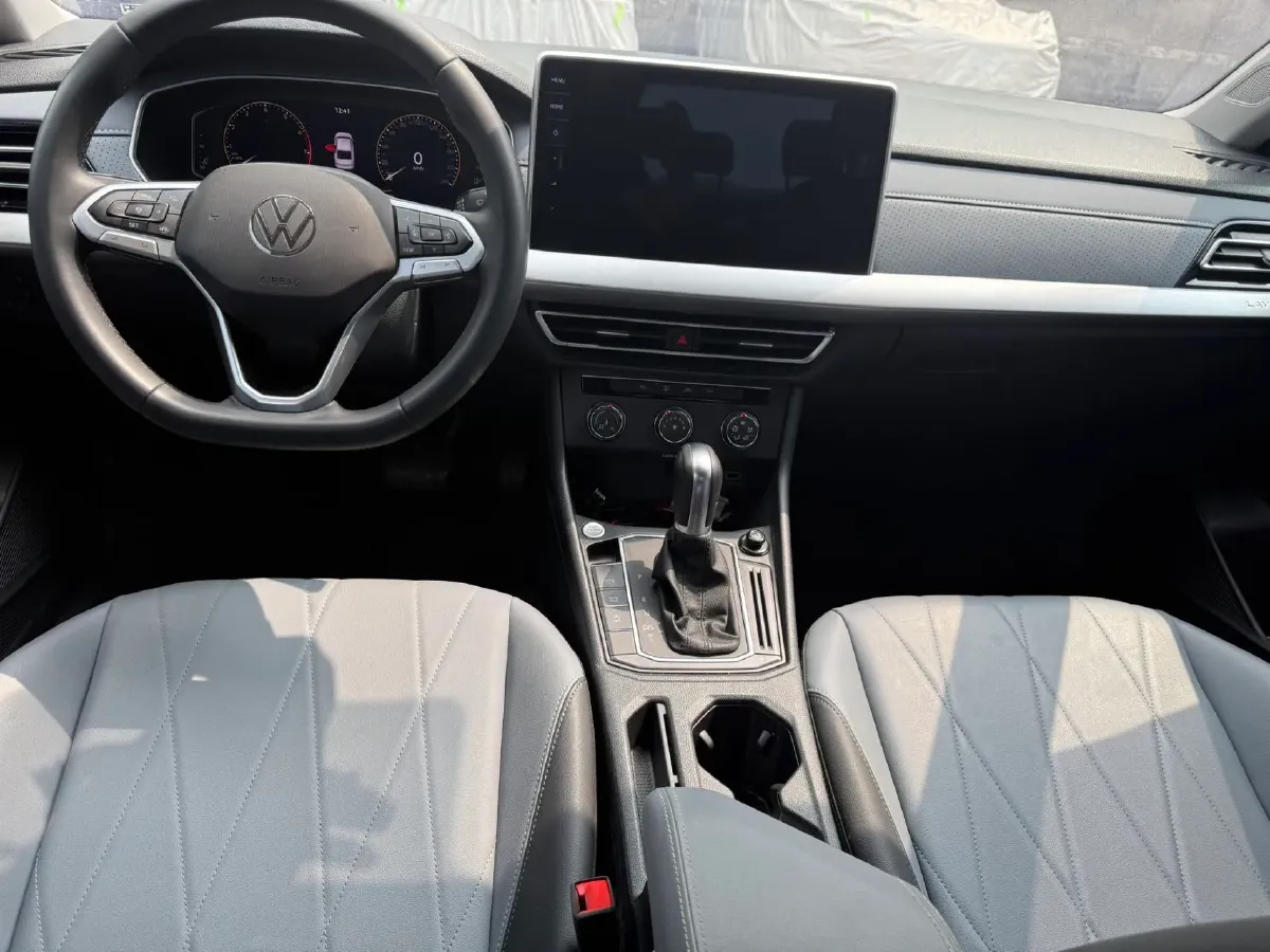 2024 Volkswagen Lavida 1.5L 110HP L4 6AT,autocango,china used car exporter,china ev exporter,chinese used car exporter,chinese used ev exporter