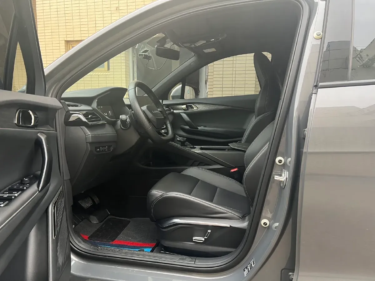 2023 LYNK&CO 06 1.5T 181HP L4 7DCT,autocango,china used car exporter,china ev exporter,chinese used car exporter,chinese used ev exporter