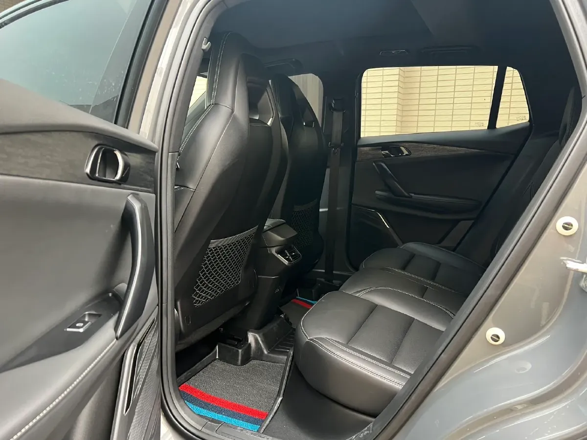 2023 LYNK&CO 06 1.5T 181HP L4 7DCT,autocango,china used car exporter,china ev exporter,chinese used car exporter,chinese used ev exporter