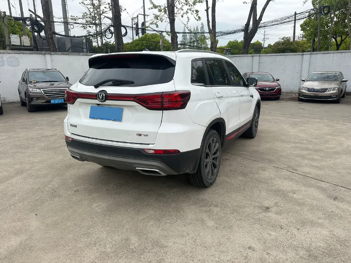 2022 ChangAn CS75 1.5T 180HP L4 7DCT,autocango,china used car exporter,china ev exporter,chinese used car exporter,chinese used ev exporter