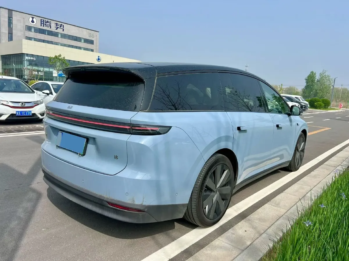 2025 Li i8 BEV,autocango,china used car exporter,china ev exporter,chinese used car exporter,chinese used ev exporter