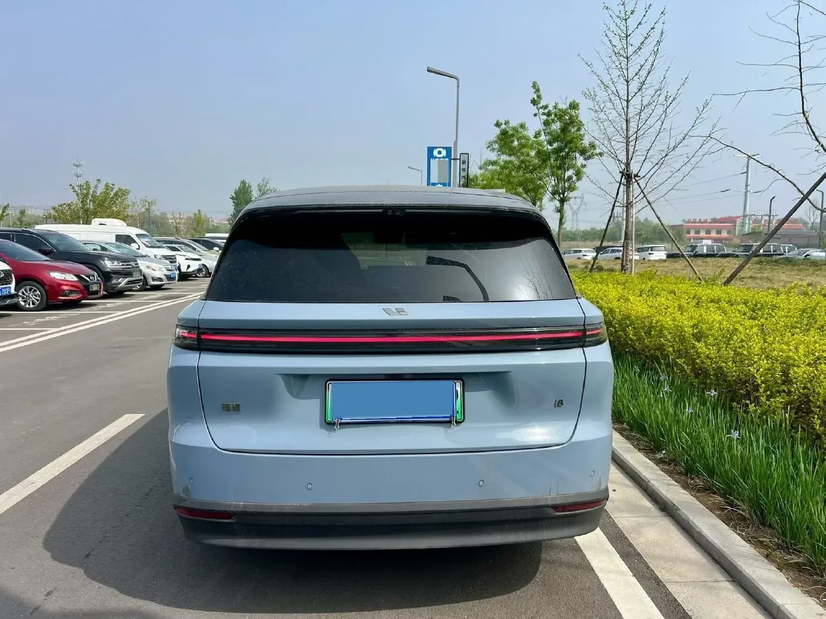 2025 Li i8 BEV,autocango,china used car exporter,china ev exporter,chinese used car exporter,chinese used ev exporter