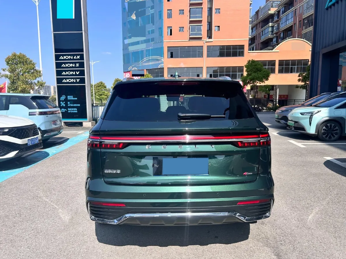 2025 Geely Monjaro 2.0T 238HP L4 8AT,autocango,china used car exporter,china ev exporter,chinese used car exporter,chinese used ev exporter