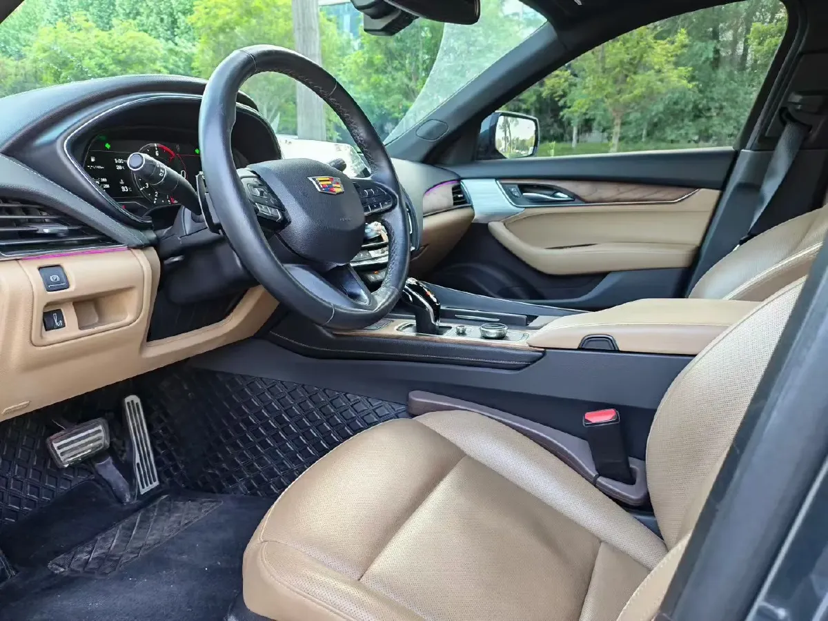 2021 Cadillac CT5 2.0T 237HP L4 10AT,autocango,china used car exporter,china ev exporter,chinese used car exporter,chinese used ev exporter