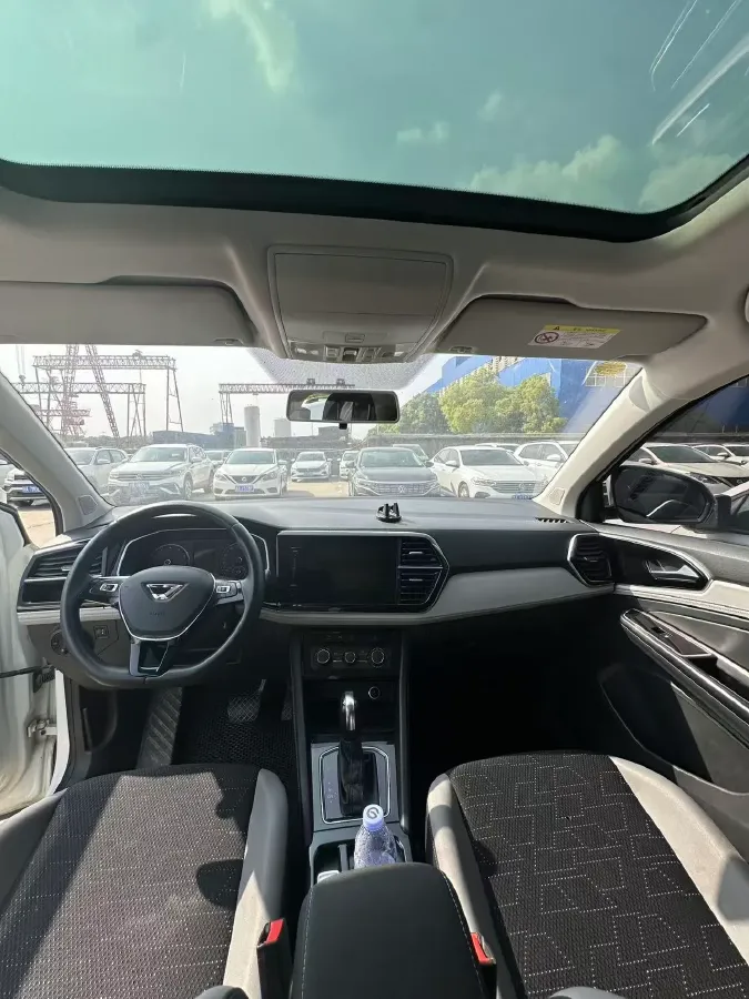 2023 Jetta VS7 1.4T 150HP L4 6AT,autocango,china used car exporter,china ev exporter,chinese used car exporter,chinese used ev exporter