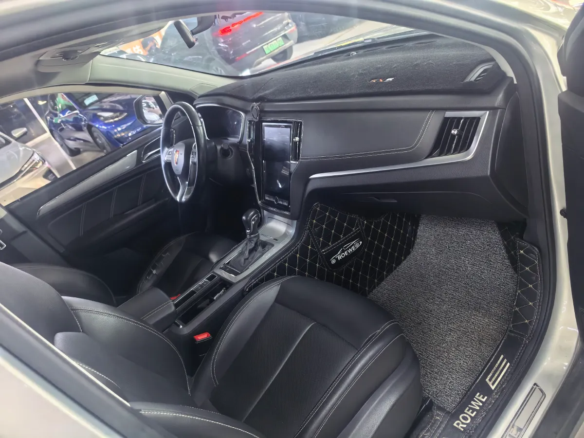 2020 Roewe i6 1.5T 169HP L4 7DCT,autocango,china used car exporter,china ev exporter,chinese used car exporter,chinese used ev exporter