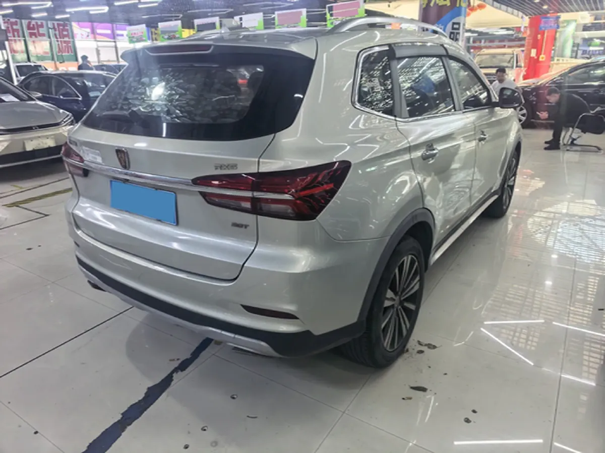 2020 Roewe i6 1.5T 169HP L4 7DCT,autocango,china used car exporter,china ev exporter,chinese used car exporter,chinese used ev exporter