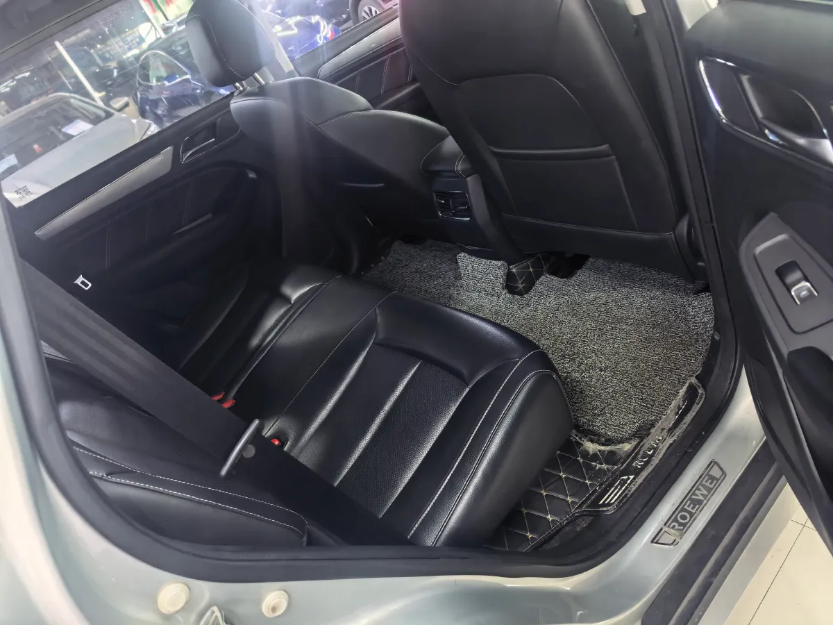 2020 Roewe i6 1.5T 169HP L4 7DCT,autocango,china used car exporter,china ev exporter,chinese used car exporter,chinese used ev exporter