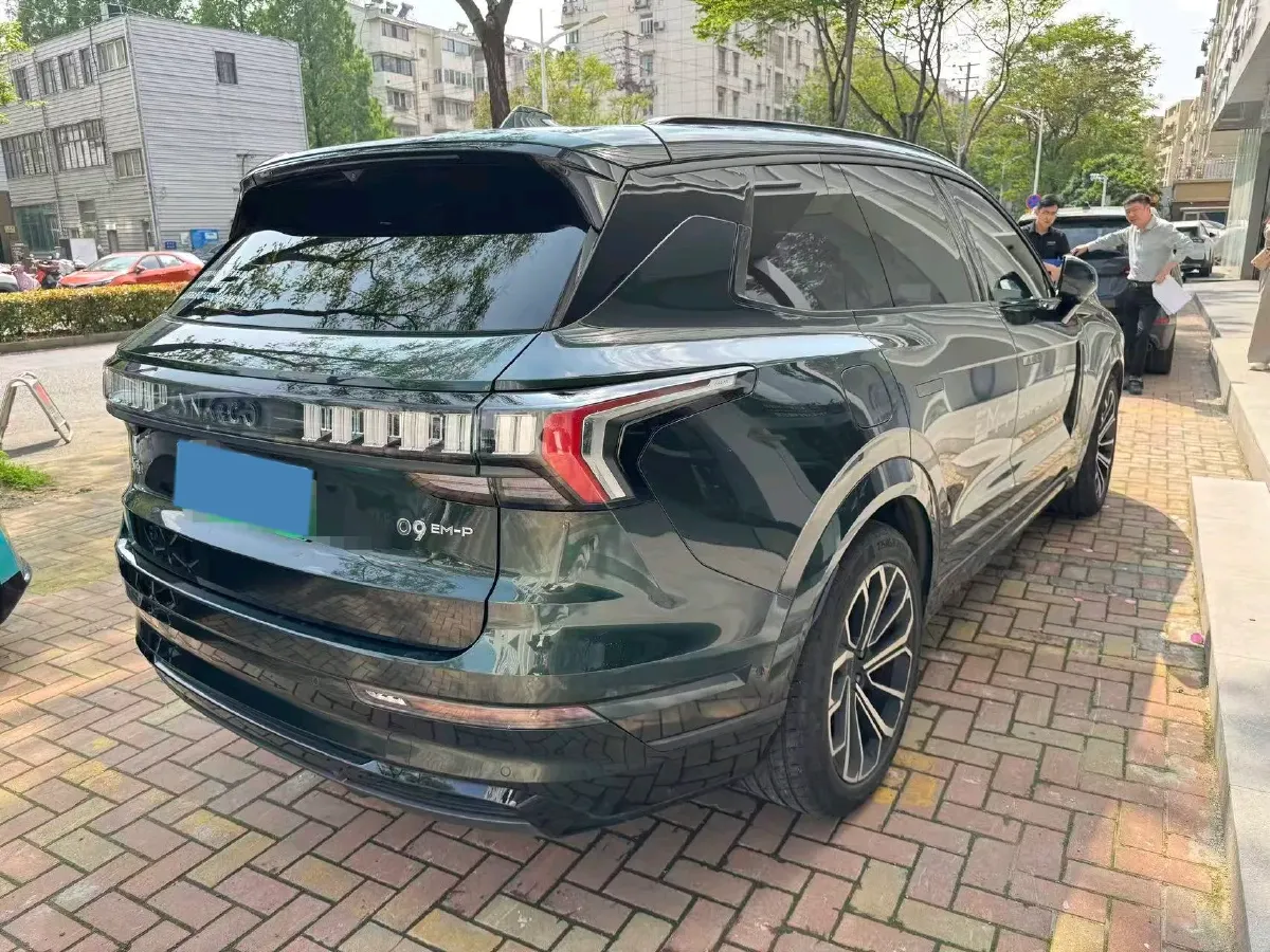 2021 Kia Carnival 2.0T 233HP L4 8AT,autocango,china used car exporter,china ev exporter,chinese used car exporter,chinese used ev exporter