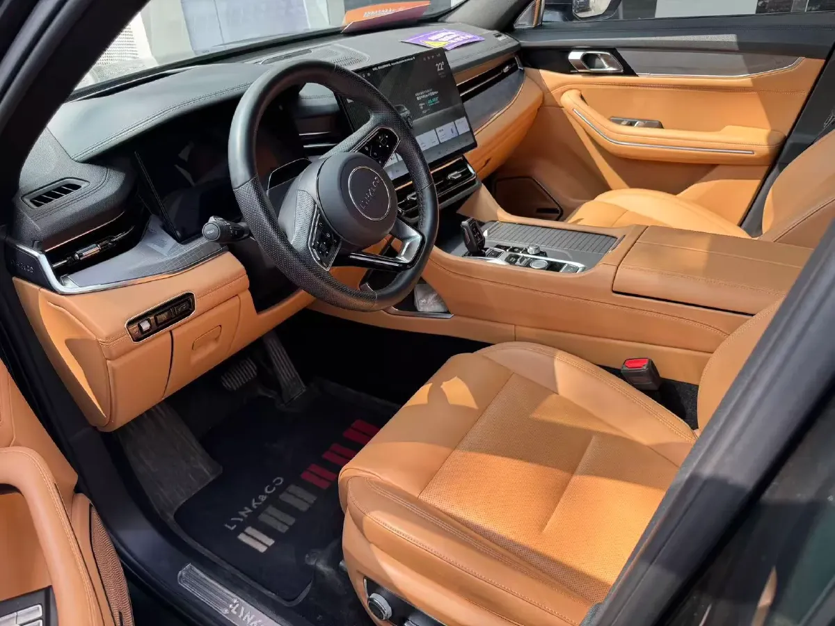 2021 Kia Carnival 2.0T 233HP L4 8AT,autocango,china used car exporter,china ev exporter,chinese used car exporter,chinese used ev exporter