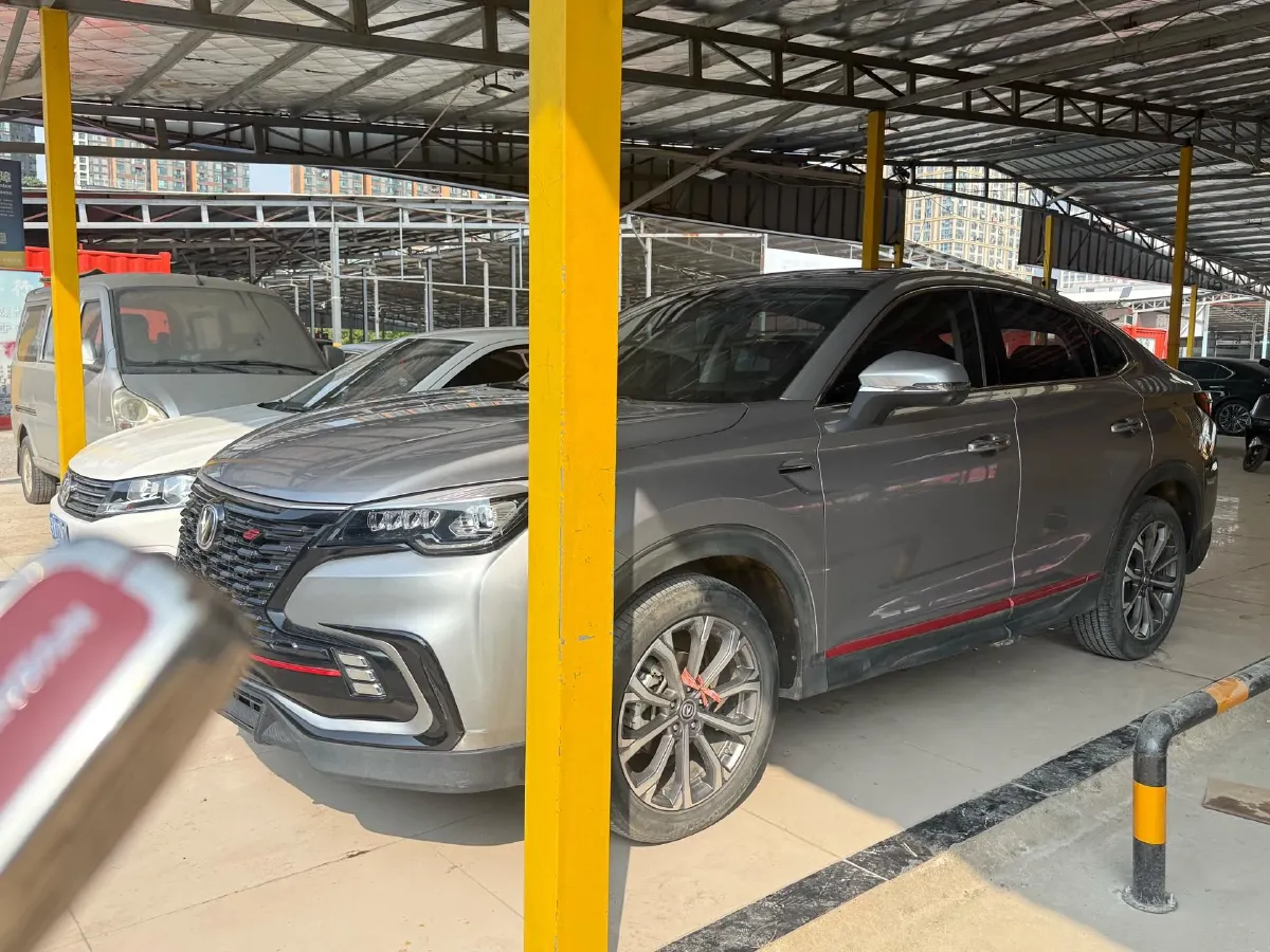 2021 ChangAn CS85 Coupe 1.5T 178HP L4 7DCT,autocango,china used car exporter,china ev exporter,chinese used car exporter,chinese used ev exporter