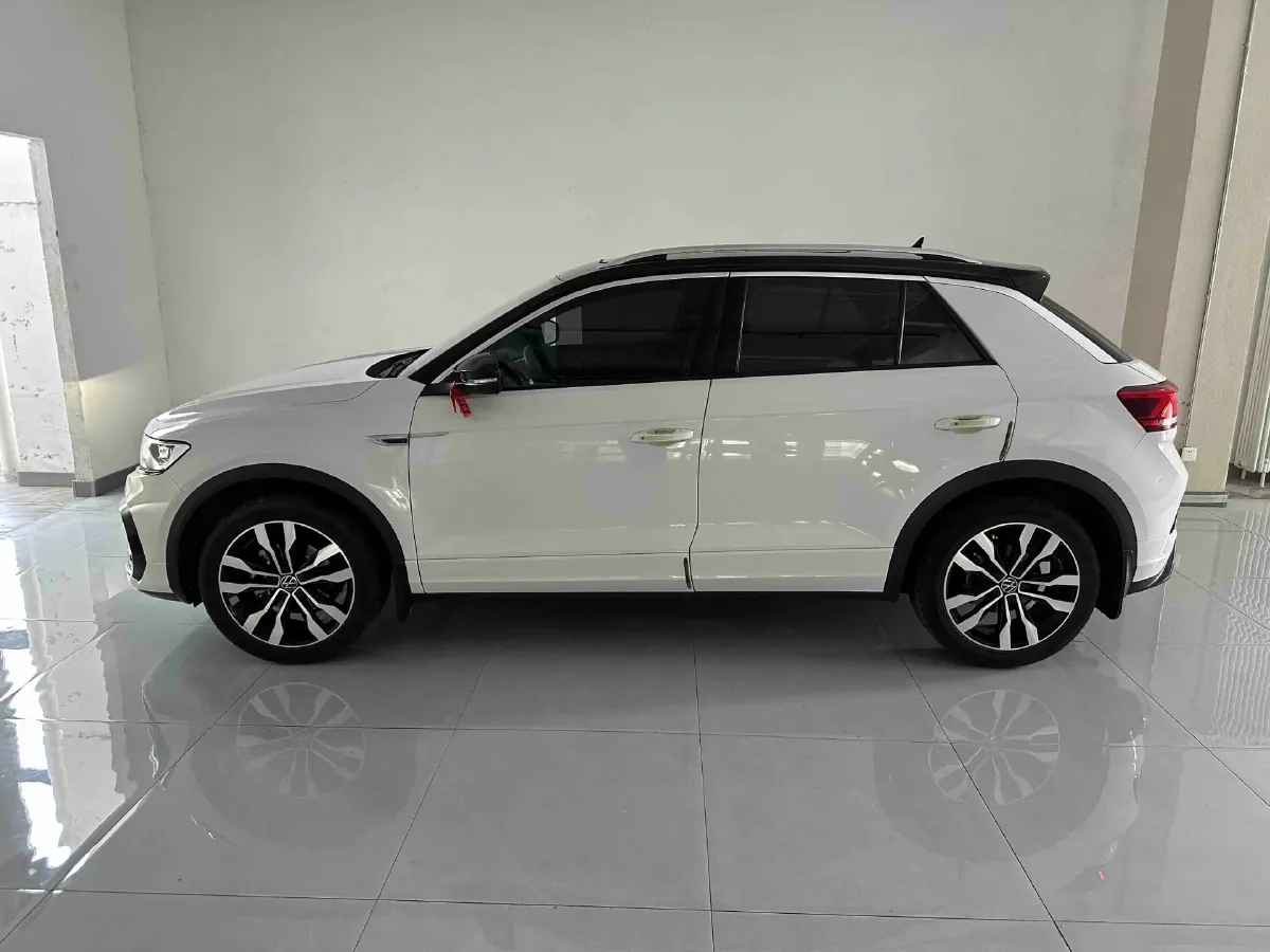 2022 Volkswagen T-Roc 1.4T 150HP L4 7DCT,autocango,china used car exporter,china ev exporter,chinese used car exporter,chinese used ev exporter