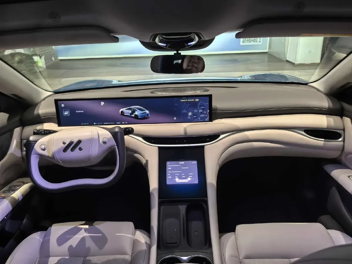 2024 IM L6 BEV 75KWH,autocango,china used car exporter,china ev exporter,chinese used car exporter,chinese used ev exporter