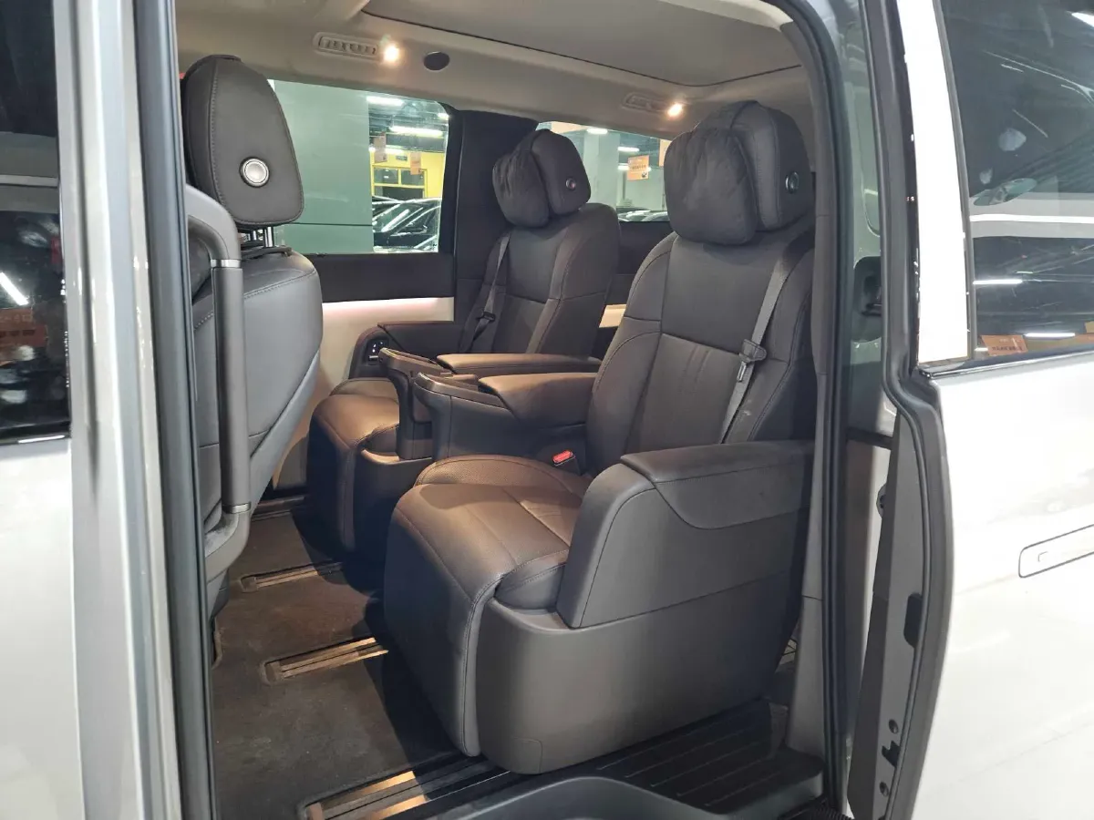 2024 Li MEGA BEV 102.7KWH,autocango,china used car exporter,china ev exporter,chinese used car exporter,chinese used ev exporter