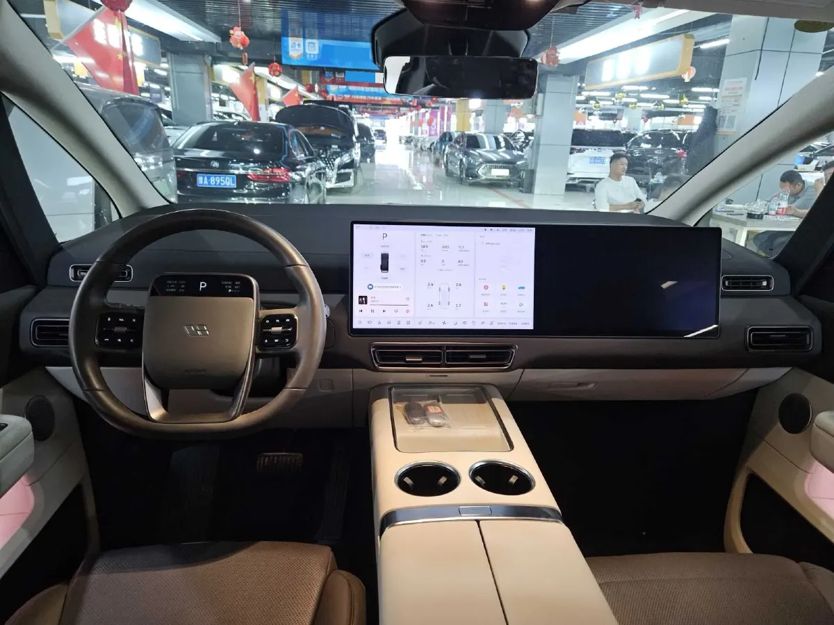 2024 Li MEGA BEV 102.7KWH,autocango,china used car exporter,china ev exporter,chinese used car exporter,chinese used ev exporter