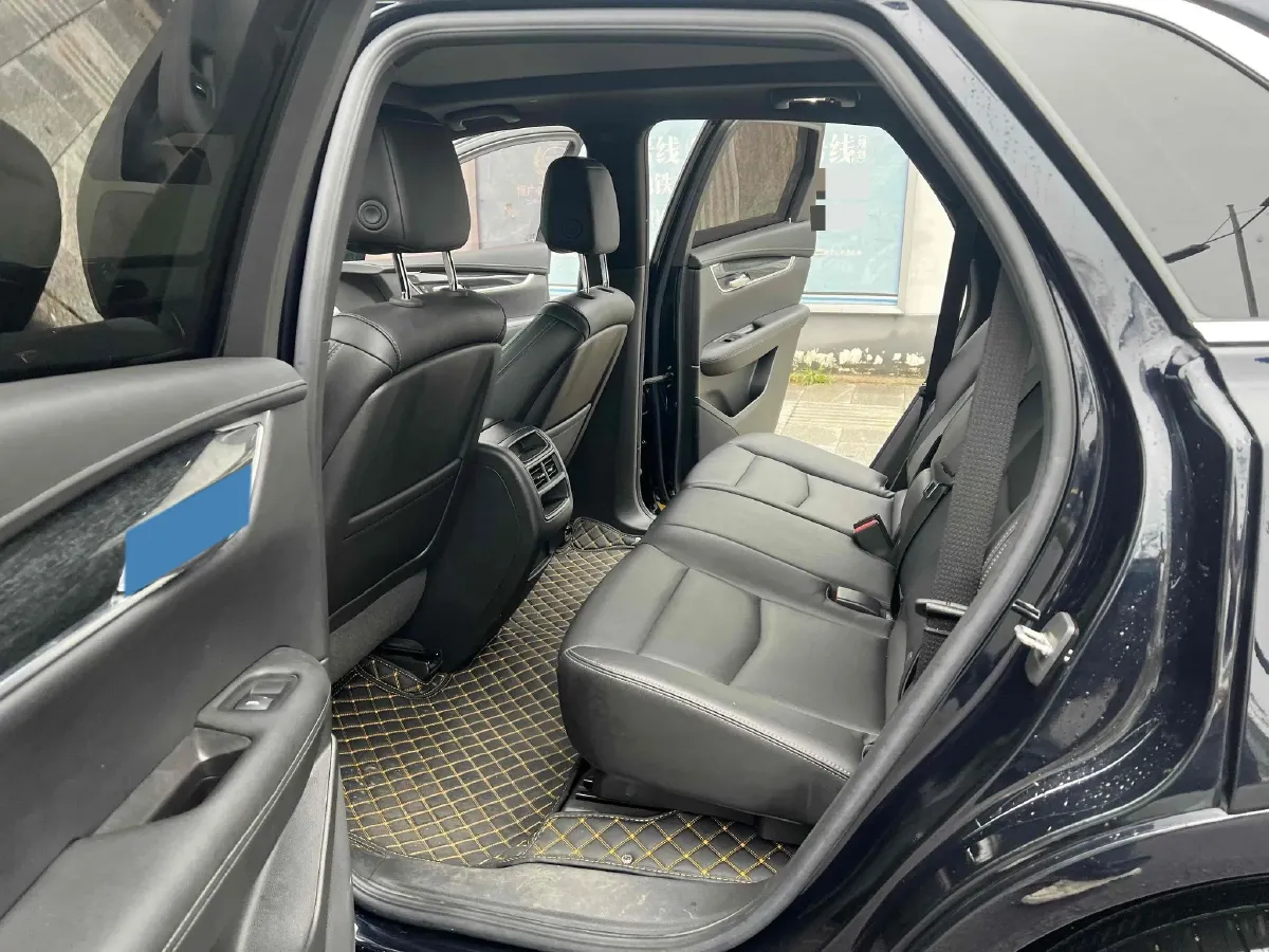 2022 Cadillac XT5 2.0T 237HP L4 9AT,autocango,china used car exporter,china ev exporter,chinese used car exporter,chinese used ev exporter