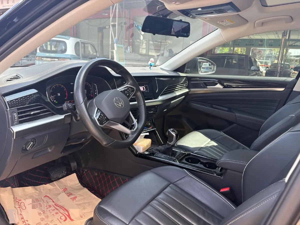 2023 Volkswagen Passat 2.0T 186HP L4 7DCT,autocango,china used car exporter,china ev exporter,chinese used car exporter,chinese used ev exporter