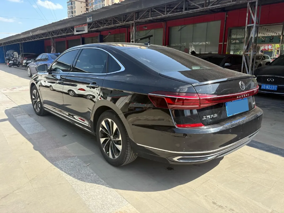 2023 Volkswagen Passat 2.0T 186HP L4 7DCT,autocango,china used car exporter,china ev exporter,chinese used car exporter,chinese used ev exporter
