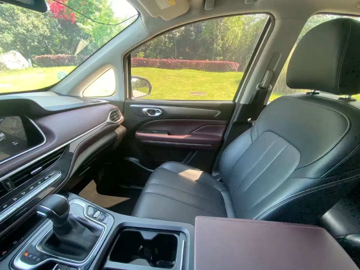 2021 GAC Trumpchi M6 1.5T 169HP L4 7DCT,autocango,china used car exporter,china ev exporter,chinese used car exporter,chinese used ev exporter